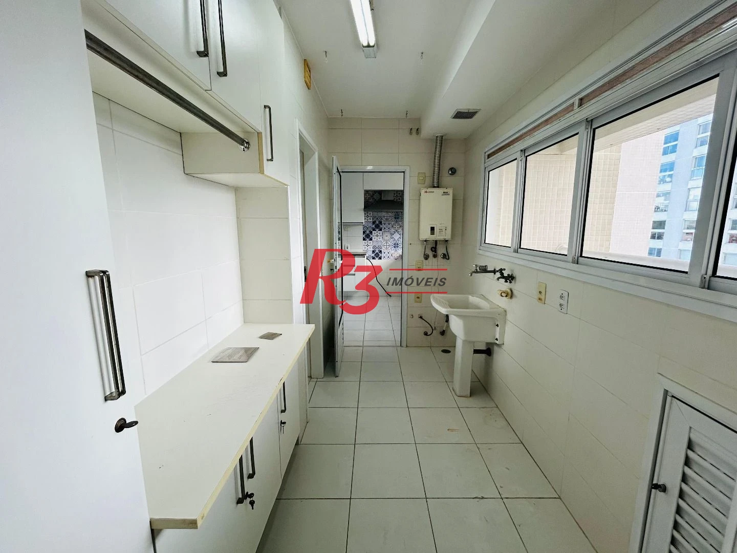 Apartamento com 3 dormitórios, 189 m² - venda por R$ 2.350.000,00 ou aluguel por R$ 15.000,00/mês - Ponta da Praia - Santos/SP
