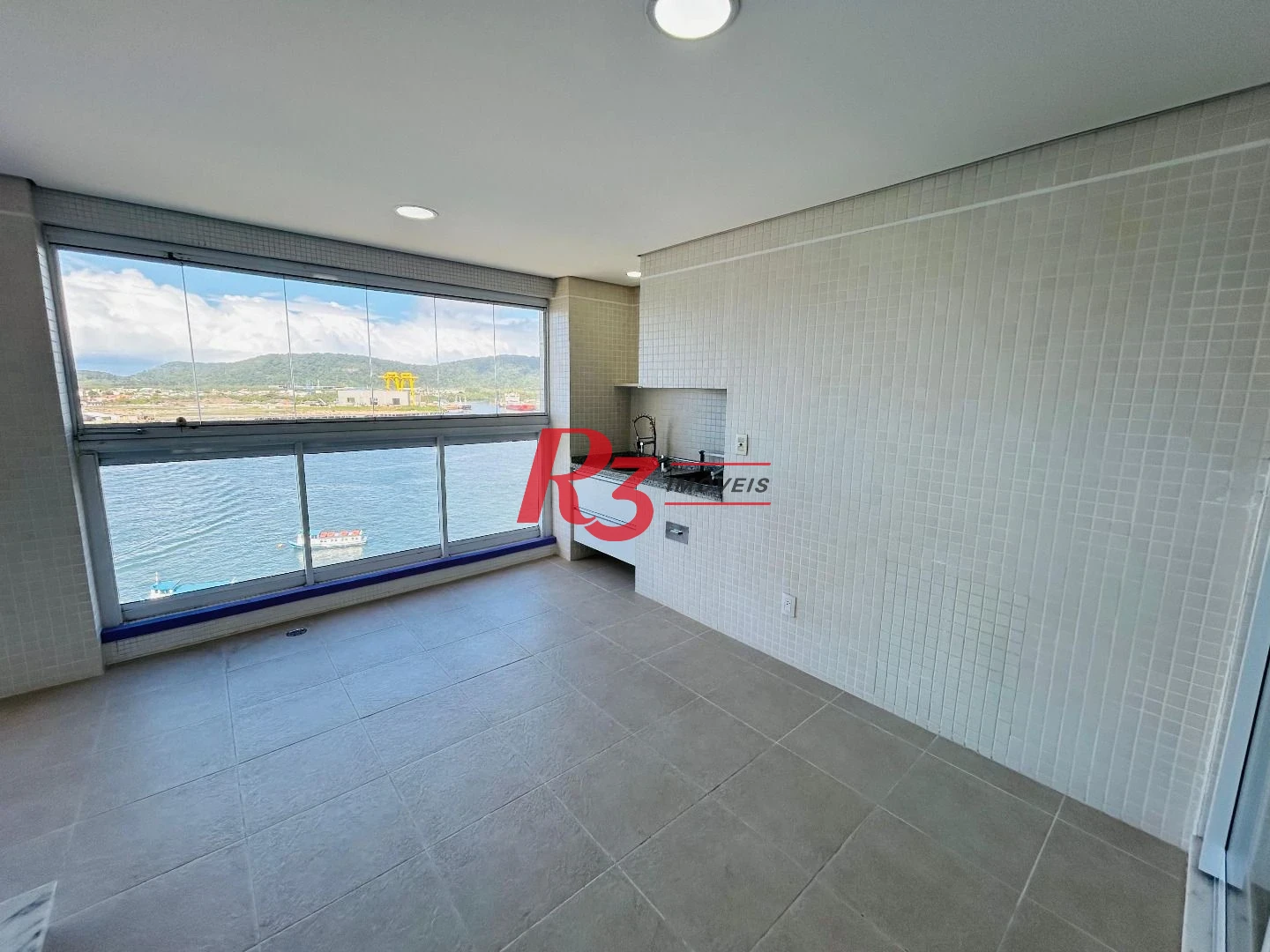 Apartamento com 3 dormitórios, 189 m² - venda por R$ 2.350.000,00 ou aluguel por R$ 15.000,00/mês - Ponta da Praia - Santos/SP