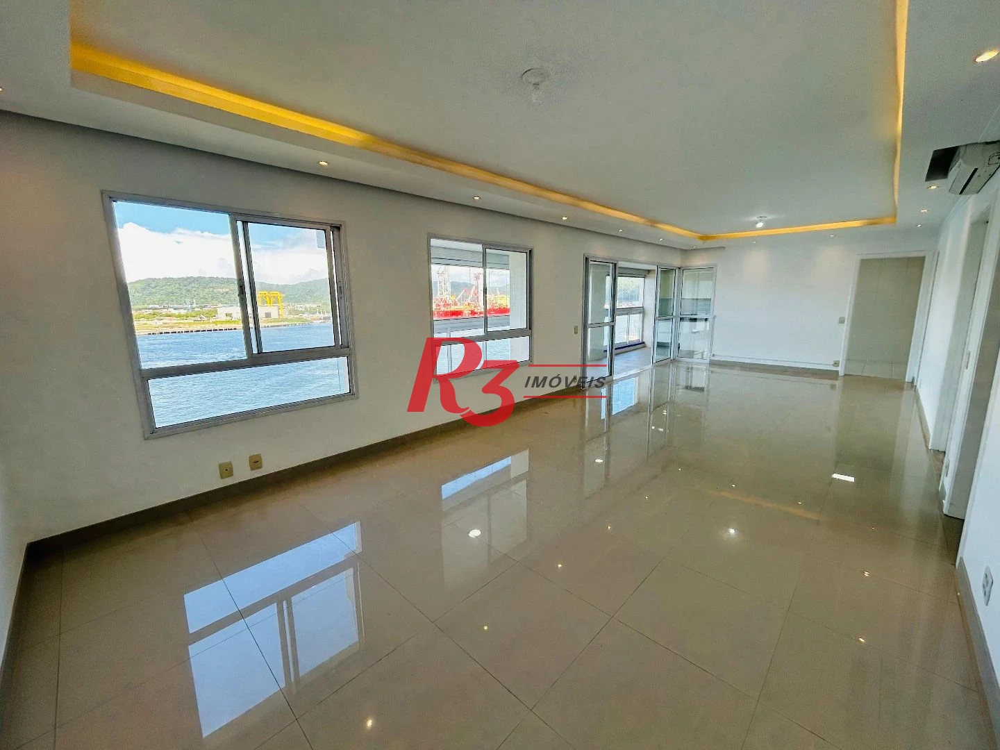Apartamento com 3 dormitórios, 189 m² - venda por R$ 2.350.000,00 ou aluguel por R$ 15.000,00/mês - Ponta da Praia - Santos/SP