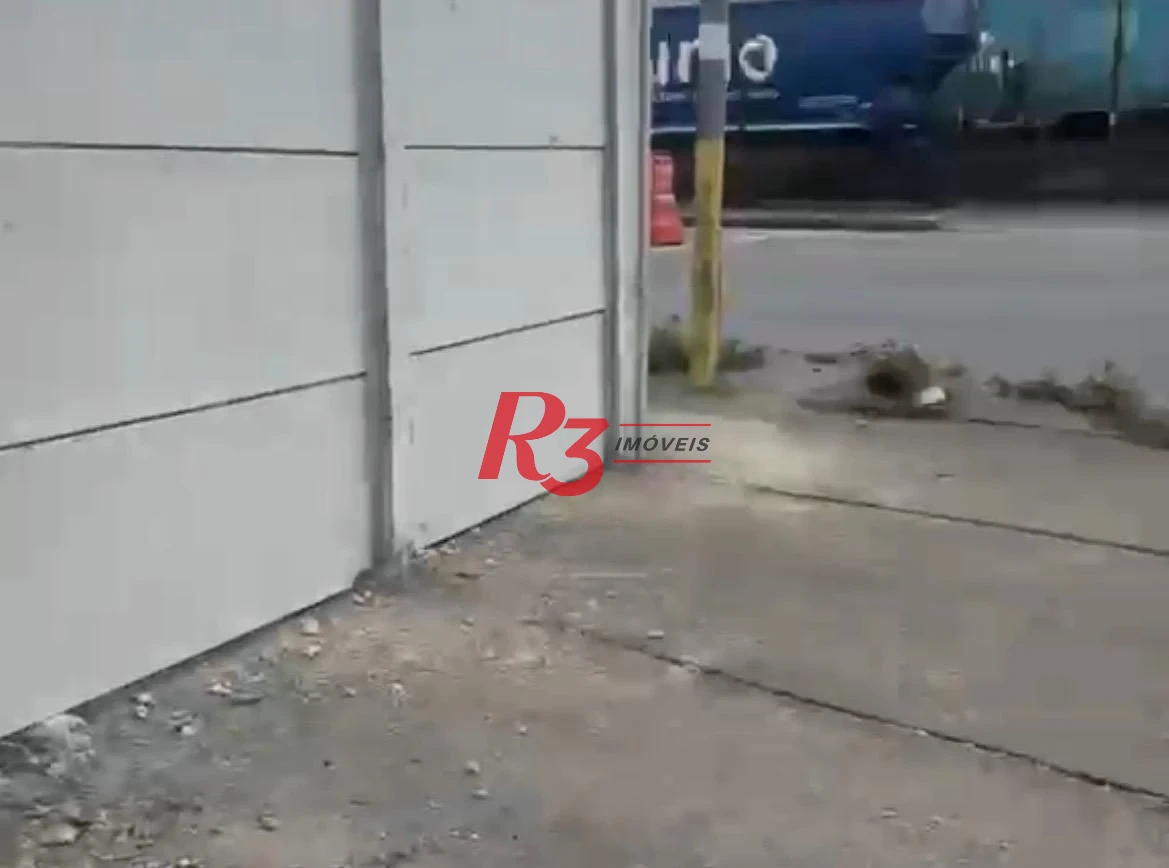 Terreno para alugar, 300 m² por R$ 3.000,00/mês - Paquetá - Santos/SP