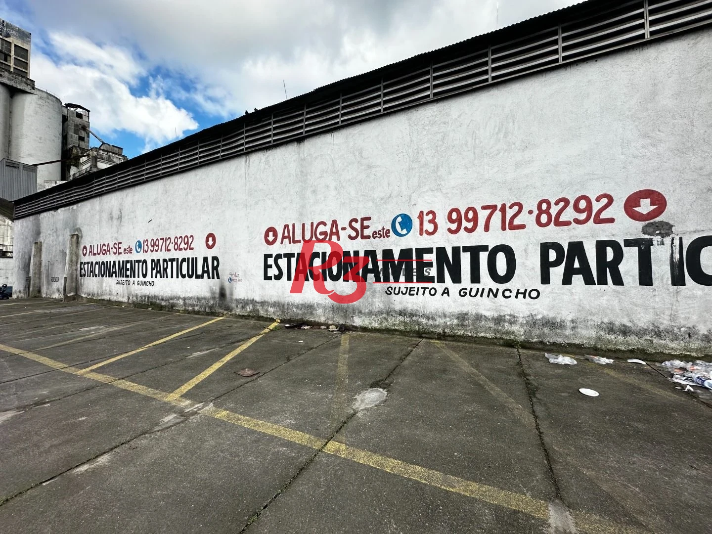 Terreno para alugar, 300 m² por R$ 3.000,00/mês - Paquetá - Santos/SP