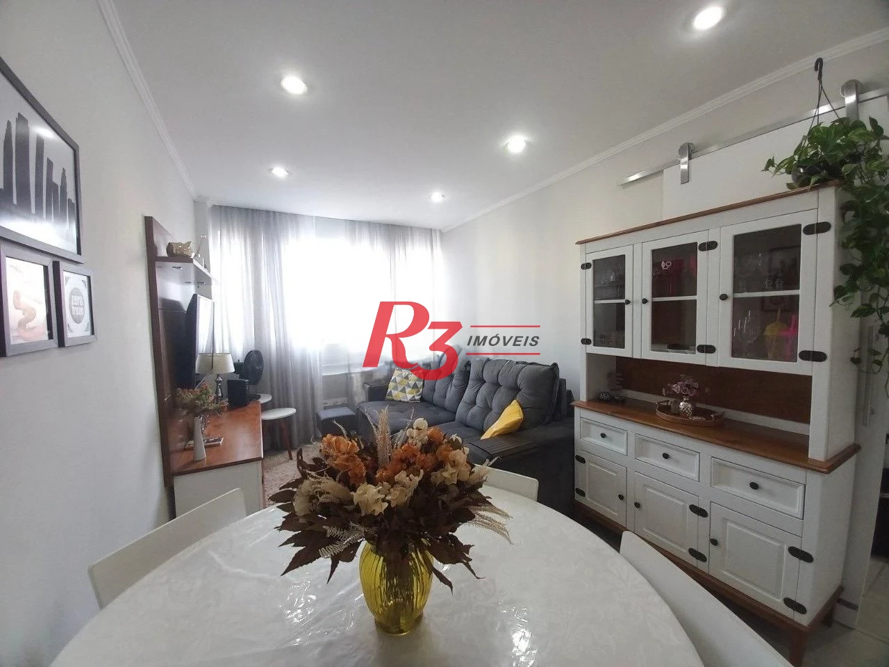 Apartamento com 1 dormitório à venda, 52 m² por R$ 325.000,00 - Marapé - Santos/SP