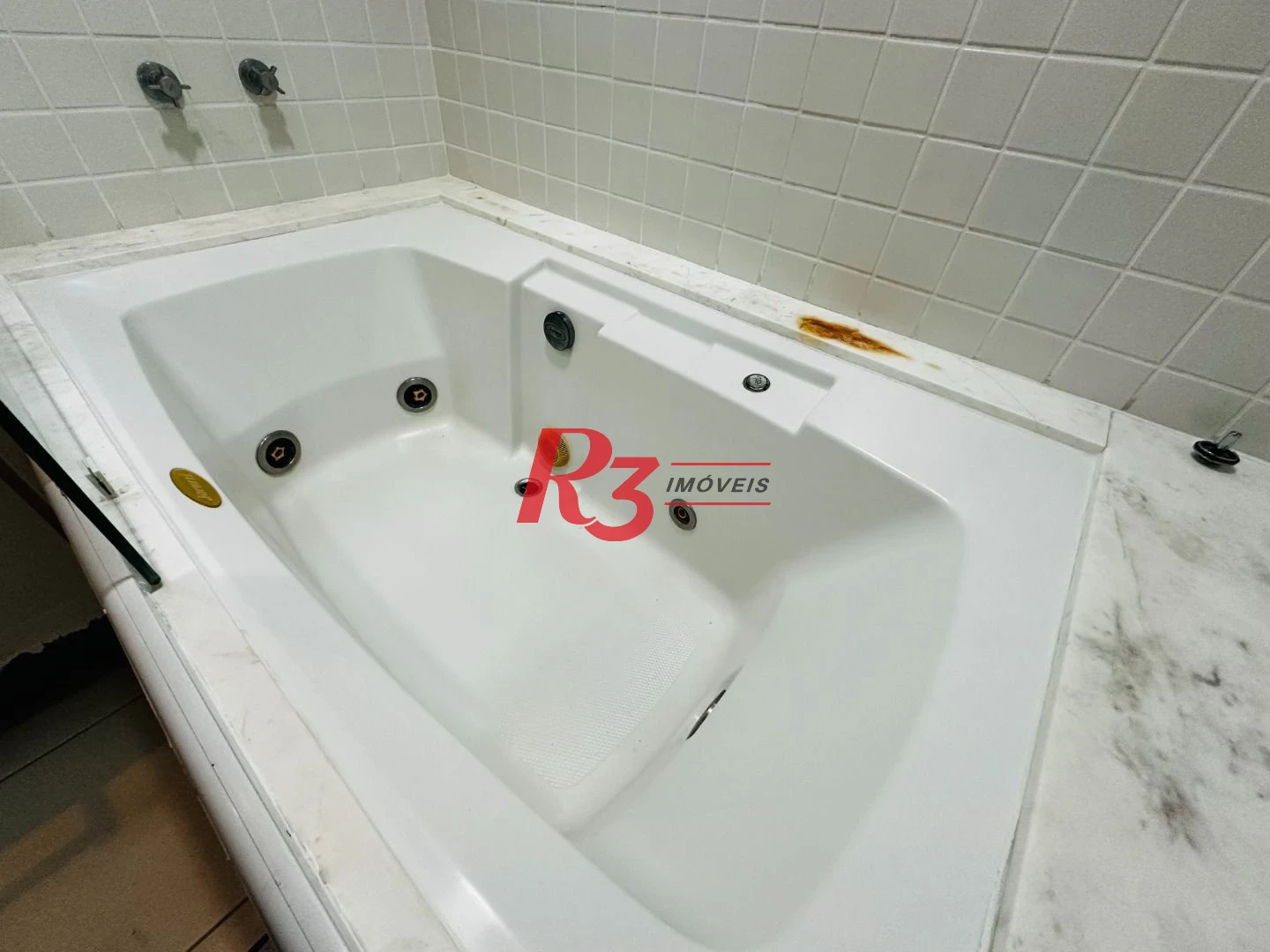 Apartamento com 3 dormitórios para alugar, 213 m² por R$ 8.500,00/mês - Boqueirão - Santos/SP