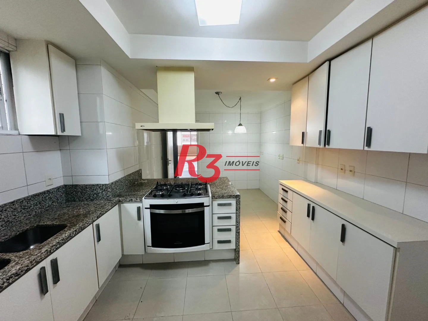 Apartamento com 3 dormitórios para alugar, 213 m² por R$ 8.500,00/mês - Boqueirão - Santos/SP