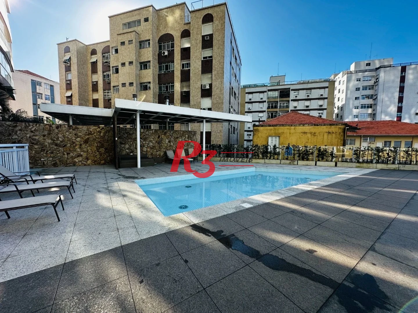 Apartamento com 1 dormitório para alugar, 50 m² por R$ 5.000,00/mês - Pompéia - Santos/SP