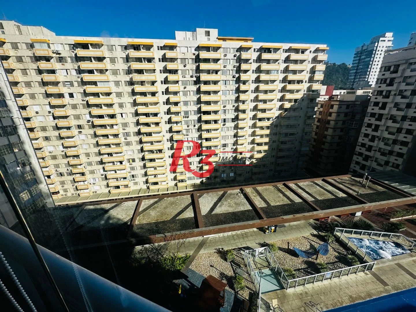 Apartamento com 1 dormitório para alugar, 50 m² por R$ 5.000,00/mês - Pompéia - Santos/SP