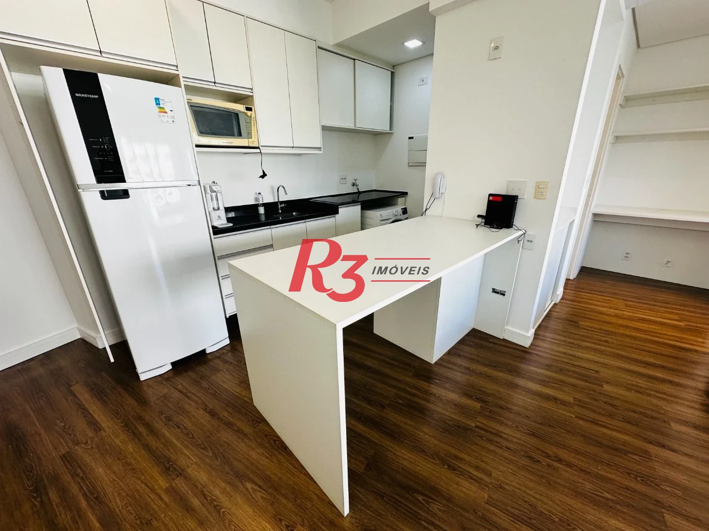 Apartamento com 1 dormitório para alugar, 50 m² por R$ 5.000,00/mês - Pompéia - Santos/SP