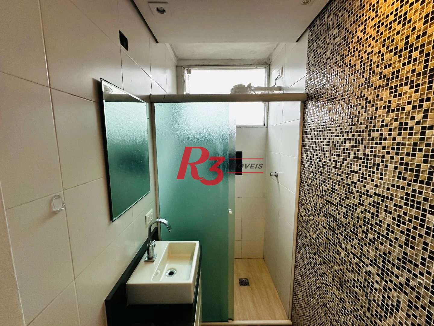 Apartamento com 2 dormitórios à venda, 110 m² por R$ 530.000,00 - Embaré - Santos/SP