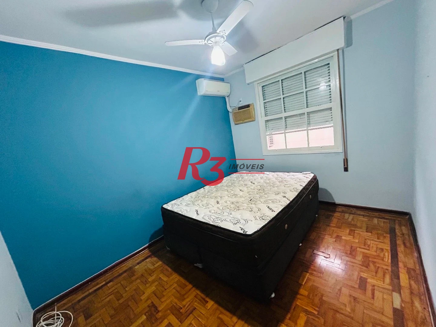 Sobrado com 2 dormitórios à venda, 86 m² por R$ 475.000,00 - Vila Matias - Santos/SP