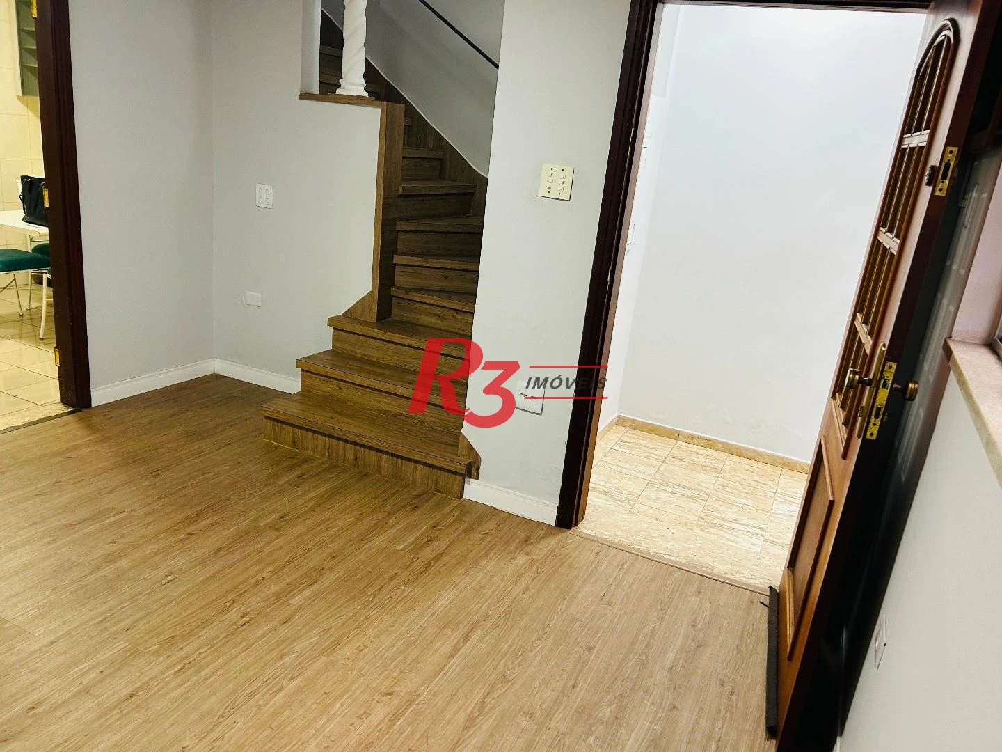 Sobrado com 2 dormitórios à venda, 86 m² por R$ 475.000,00 - Vila Matias - Santos/SP