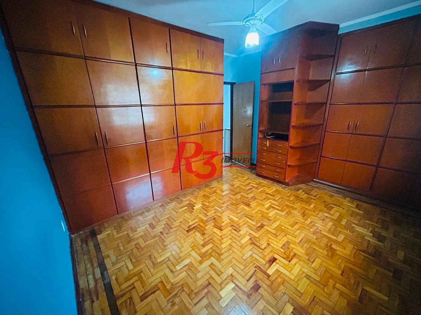 Sobrado com 2 dormitórios à venda, 86 m² por R$ 475.000,00 - Vila Matias - Santos/SP