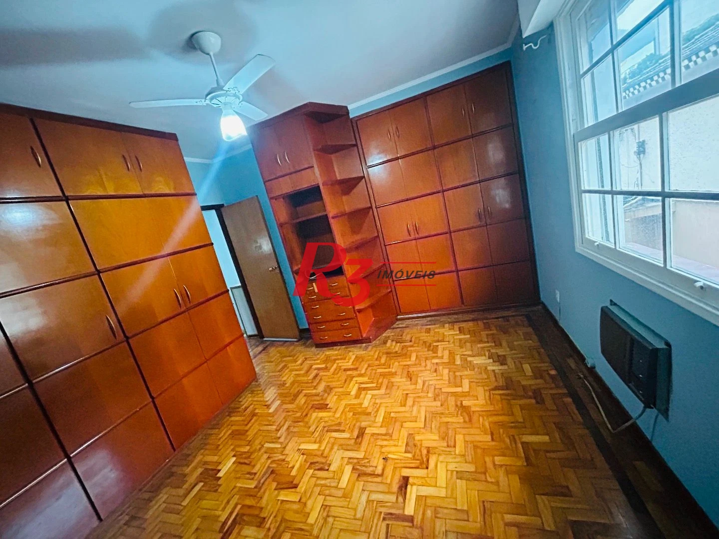 Sobrado com 2 dormitórios à venda, 86 m² por R$ 475.000,00 - Vila Matias - Santos/SP