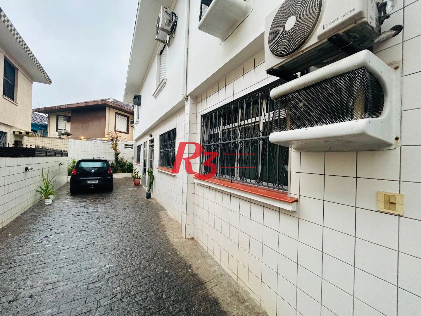 Sobrado com 2 dormitórios à venda, 86 m² por R$ 475.000,00 - Vila Matias - Santos/SP
