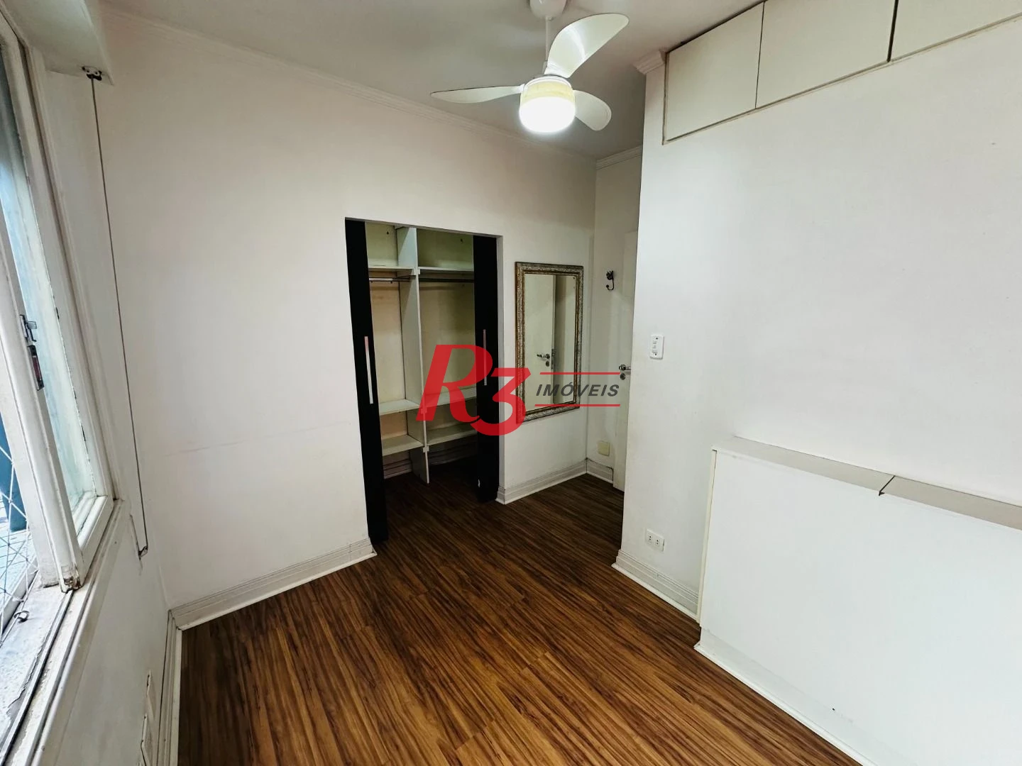 Apartamento com 3 dormitórios para alugar, 95 m² por R$ 5.500,02/mês - Gonzaga - Santos/SP