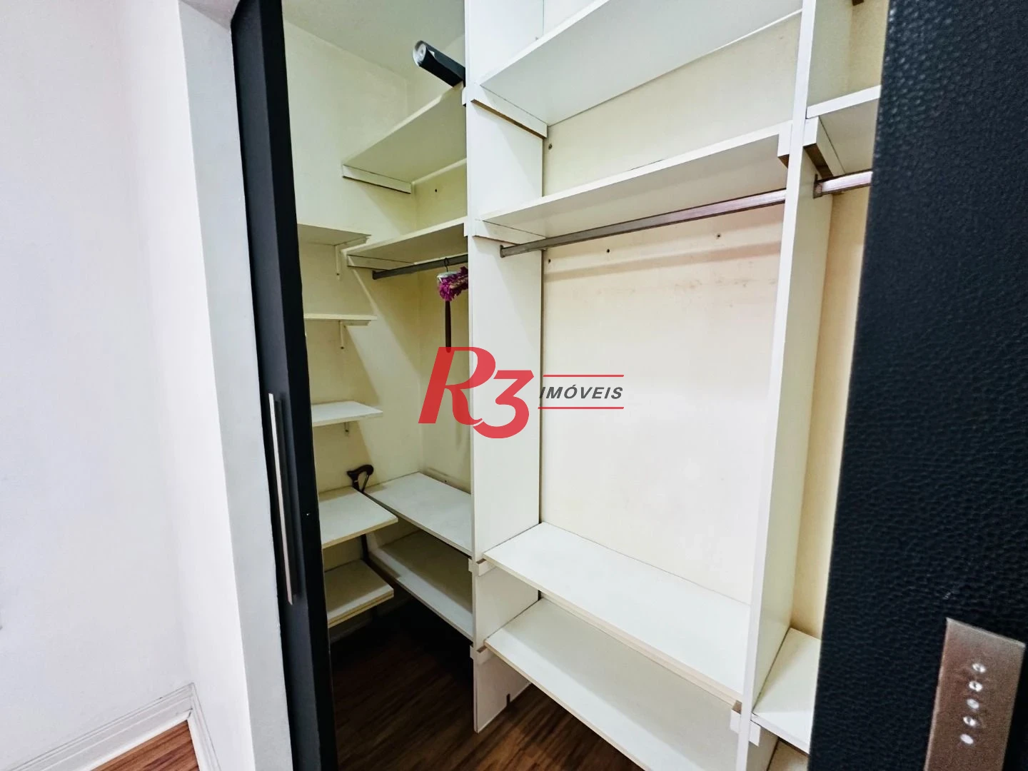 Apartamento com 3 dormitórios para alugar, 95 m² por R$ 5.500,02/mês - Gonzaga - Santos/SP