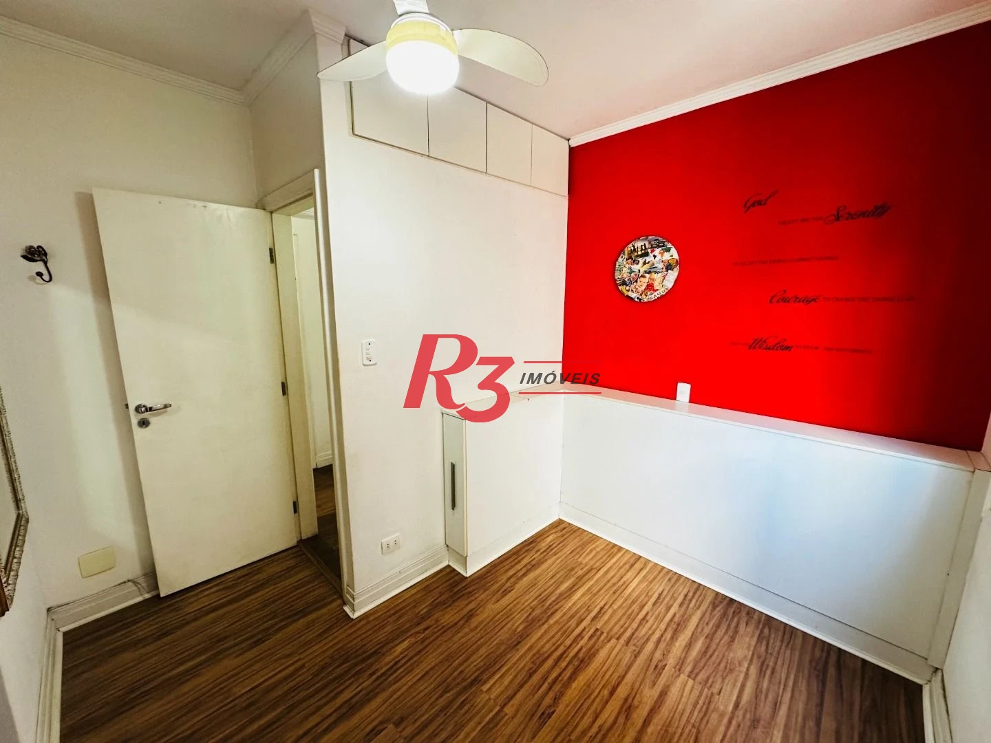 Apartamento com 3 dormitórios para alugar, 95 m² por R$ 5.500,02/mês - Gonzaga - Santos/SP