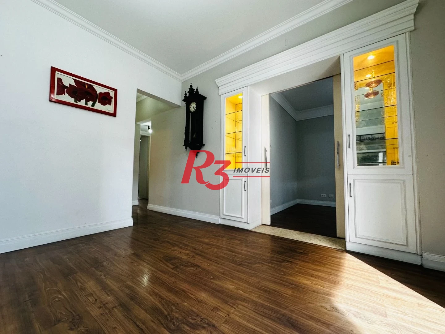 Apartamento com 3 dormitórios para alugar, 95 m² por R$ 5.500,02/mês - Gonzaga - Santos/SP