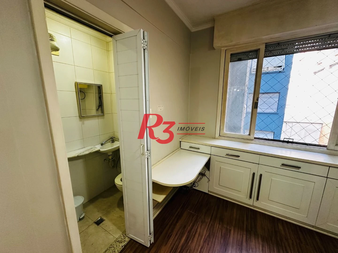 Apartamento com 3 dormitórios para alugar, 95 m² por R$ 5.500,02/mês - Gonzaga - Santos/SP