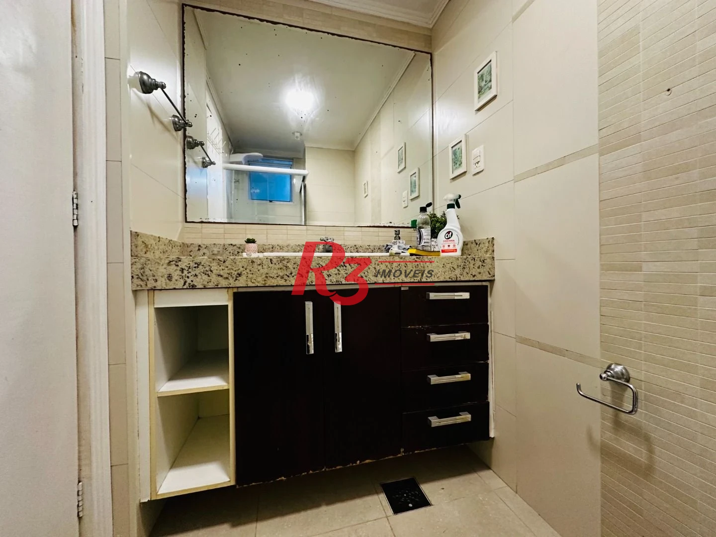 Apartamento com 3 dormitórios para alugar, 95 m² por R$ 5.500,02/mês - Gonzaga - Santos/SP