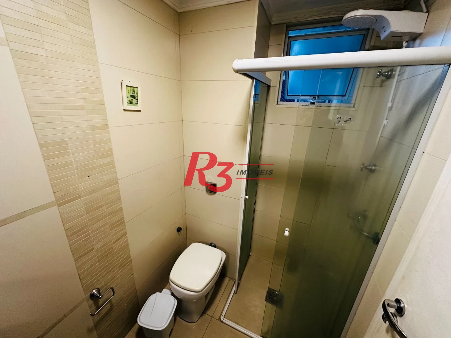 Apartamento com 3 dormitórios para alugar, 95 m² por R$ 5.500,02/mês - Gonzaga - Santos/SP