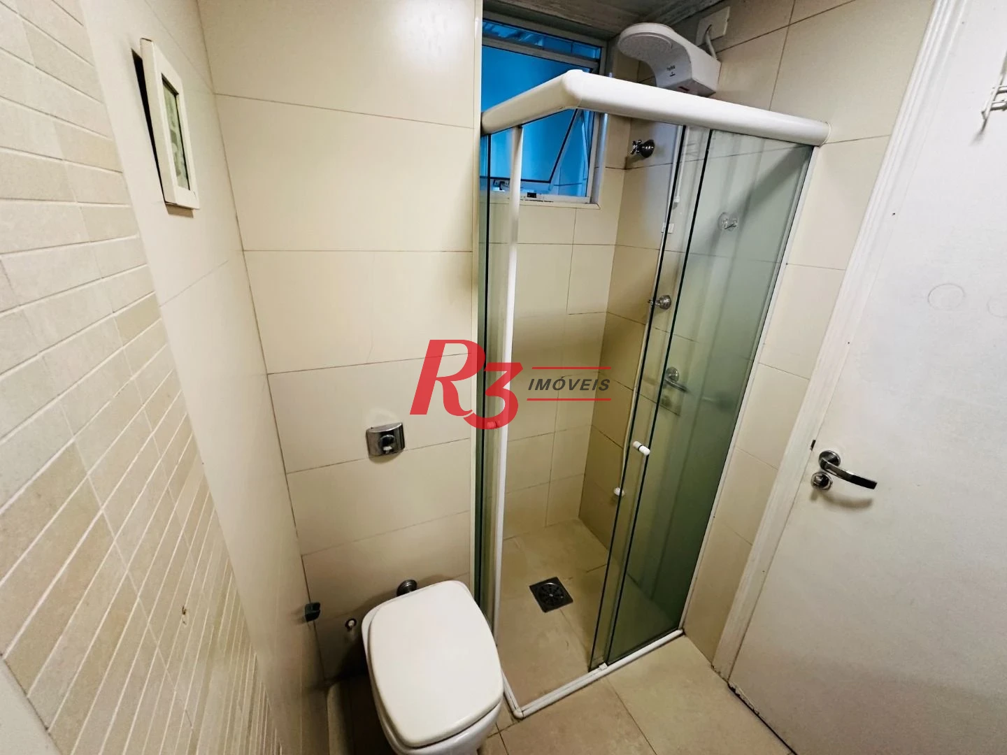 Apartamento com 3 dormitórios para alugar, 95 m² por R$ 5.500,02/mês - Gonzaga - Santos/SP