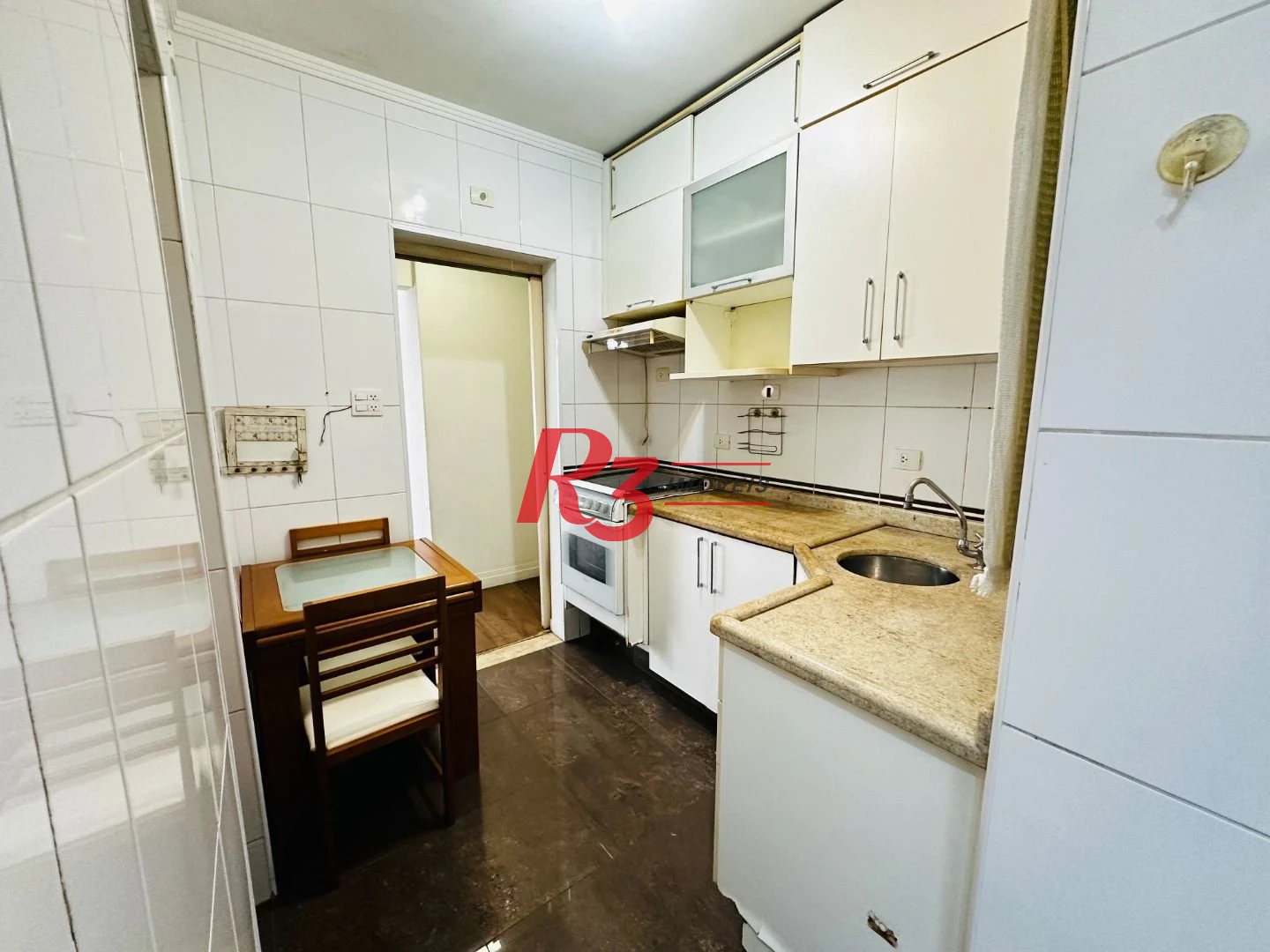 Apartamento com 3 dormitórios para alugar, 95 m² por R$ 5.500,02/mês - Gonzaga - Santos/SP