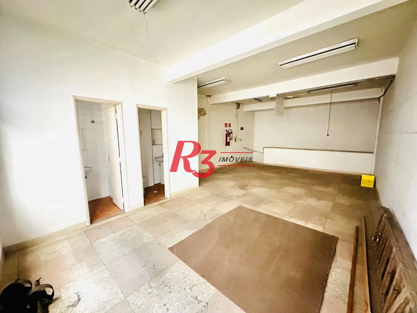 Loja para alugar, 100 m² por R$ 3.000,00/mês - Centro - Santos/SP
