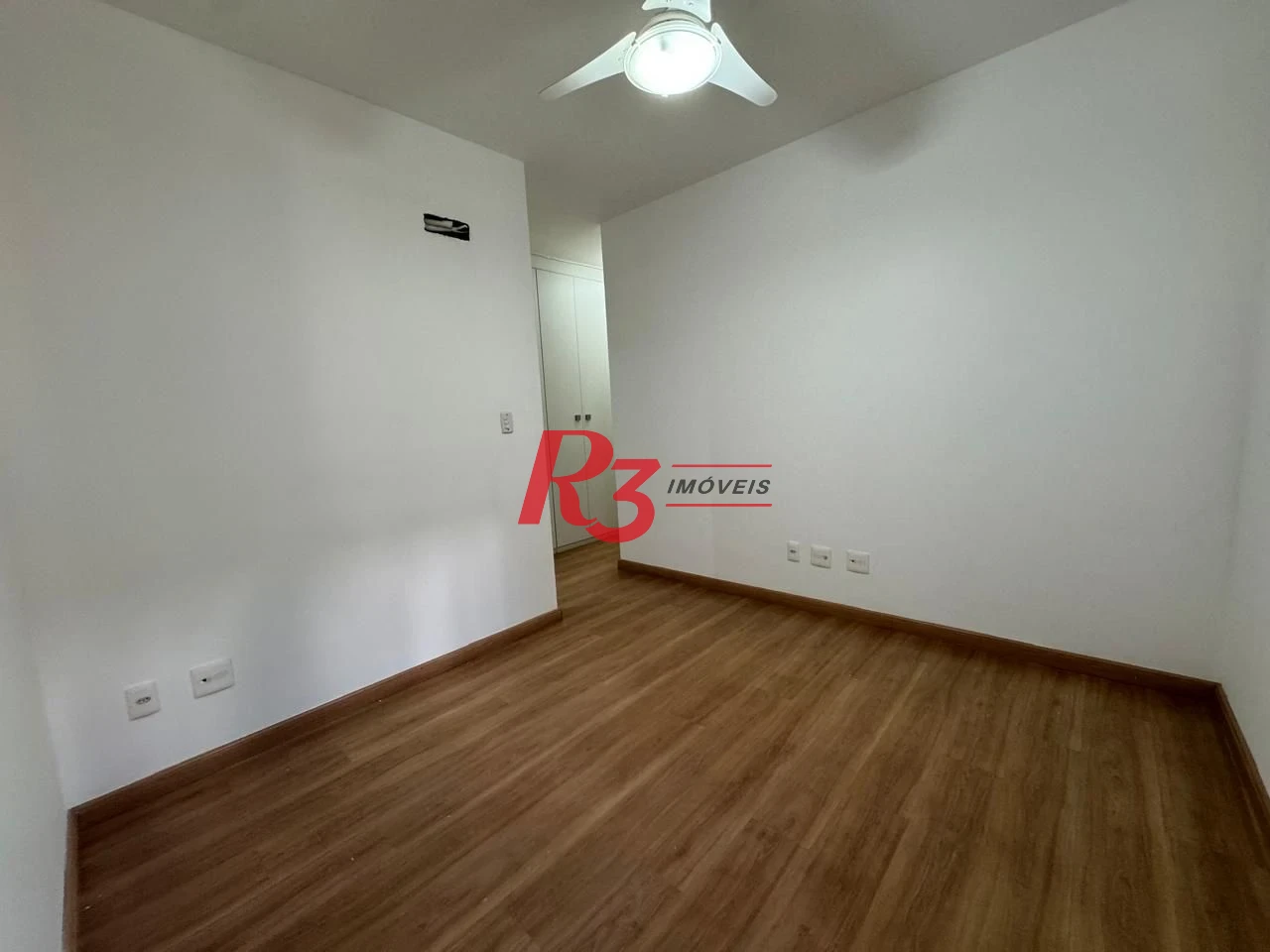 Apartamento com 2 dormitórios para alugar, 109 m² por R$ 6.500,00/mês - Gonzaga - Santos/SP