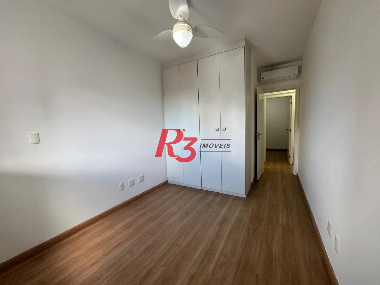 Apartamento com 2 dormitórios para alugar, 109 m² por R$ 6.500,00/mês - Gonzaga - Santos/SP