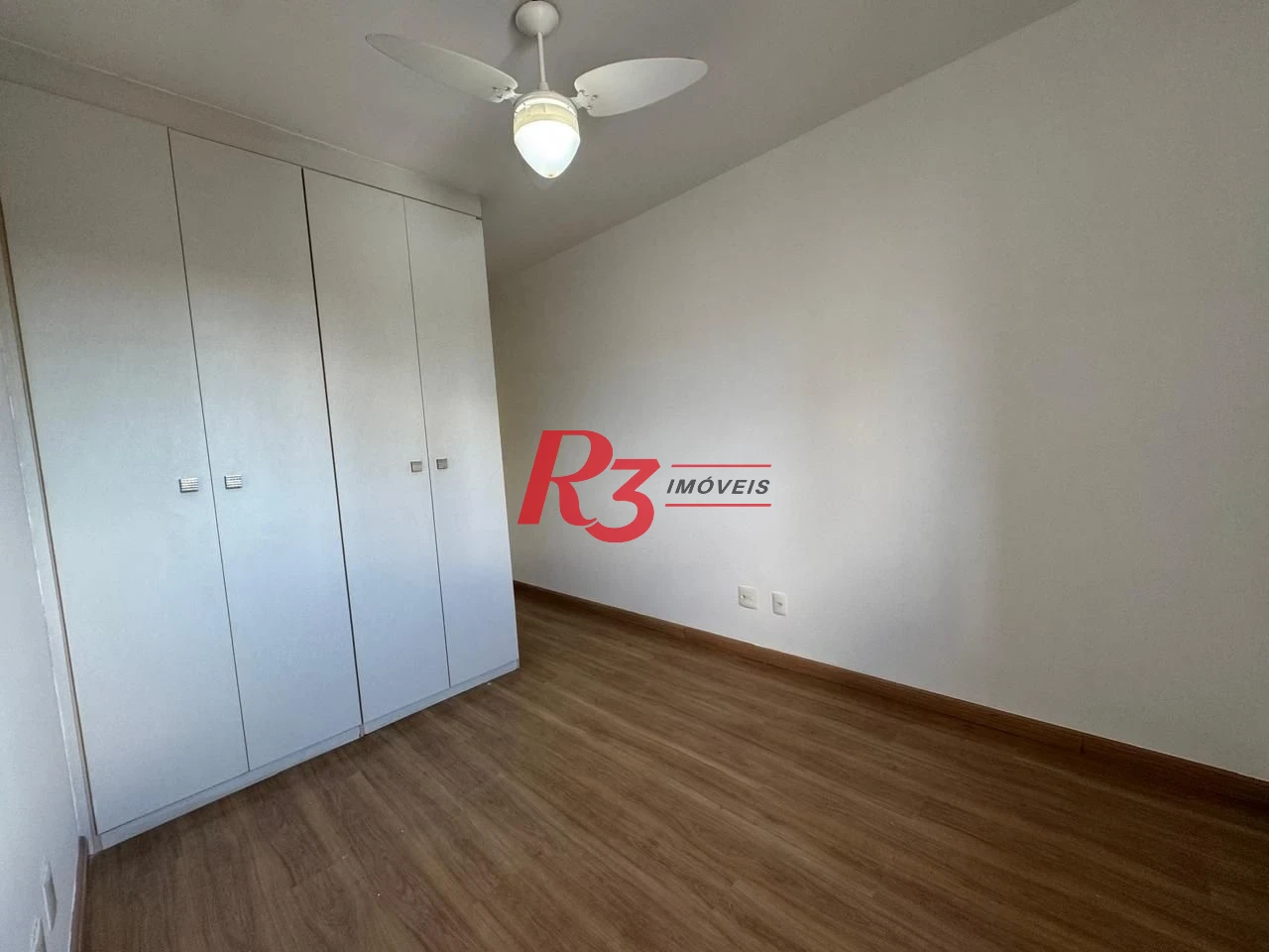 Apartamento com 2 dormitórios para alugar, 109 m² por R$ 6.500,00/mês - Gonzaga - Santos/SP