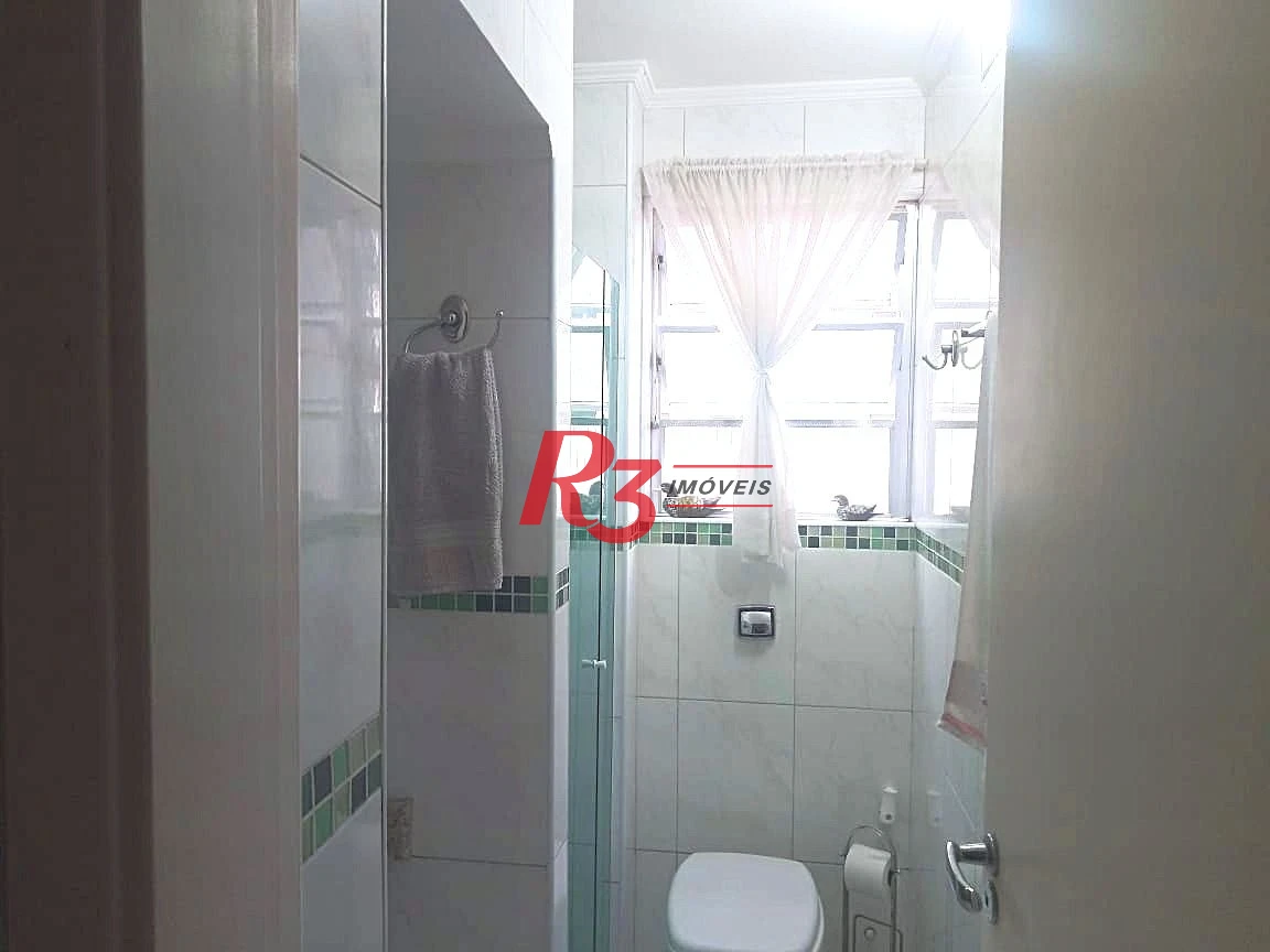 Apartamento com 2 dormitórios à venda, 90 m² por R$ 745.000,00 - Gonzaga - Santos/SP