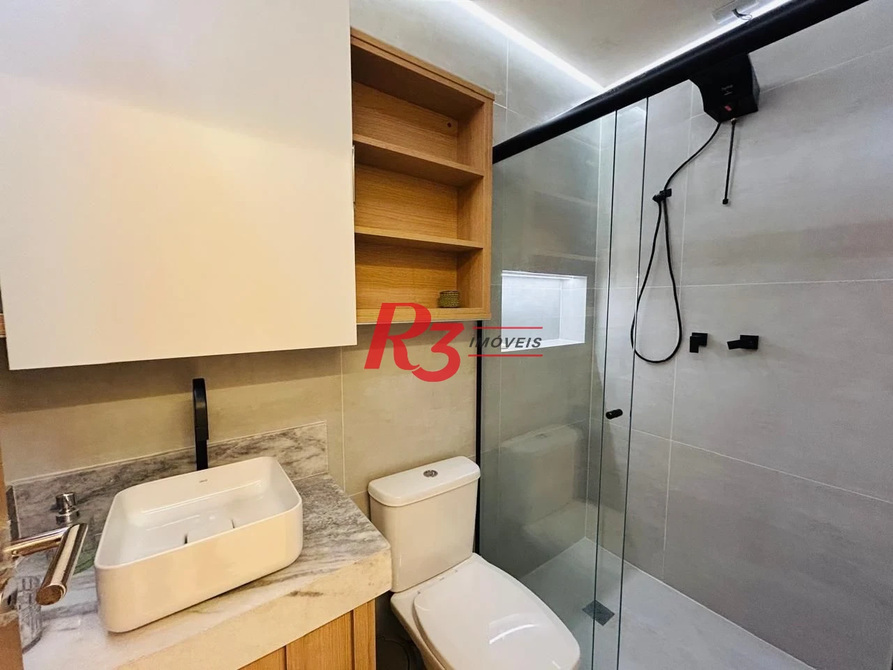 Apartamento com 2 dormitórios à venda, 65 m² por R$ 950.000,00 - Ponta da Praia - Santos/SP