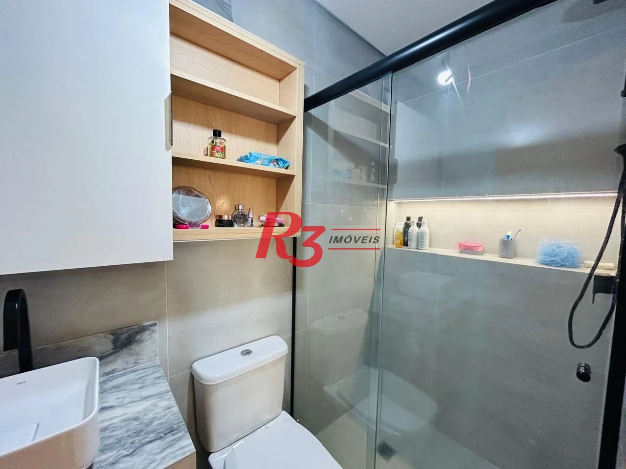 Apartamento com 2 dormitórios à venda, 65 m² por R$ 950.000,00 - Ponta da Praia - Santos/SP