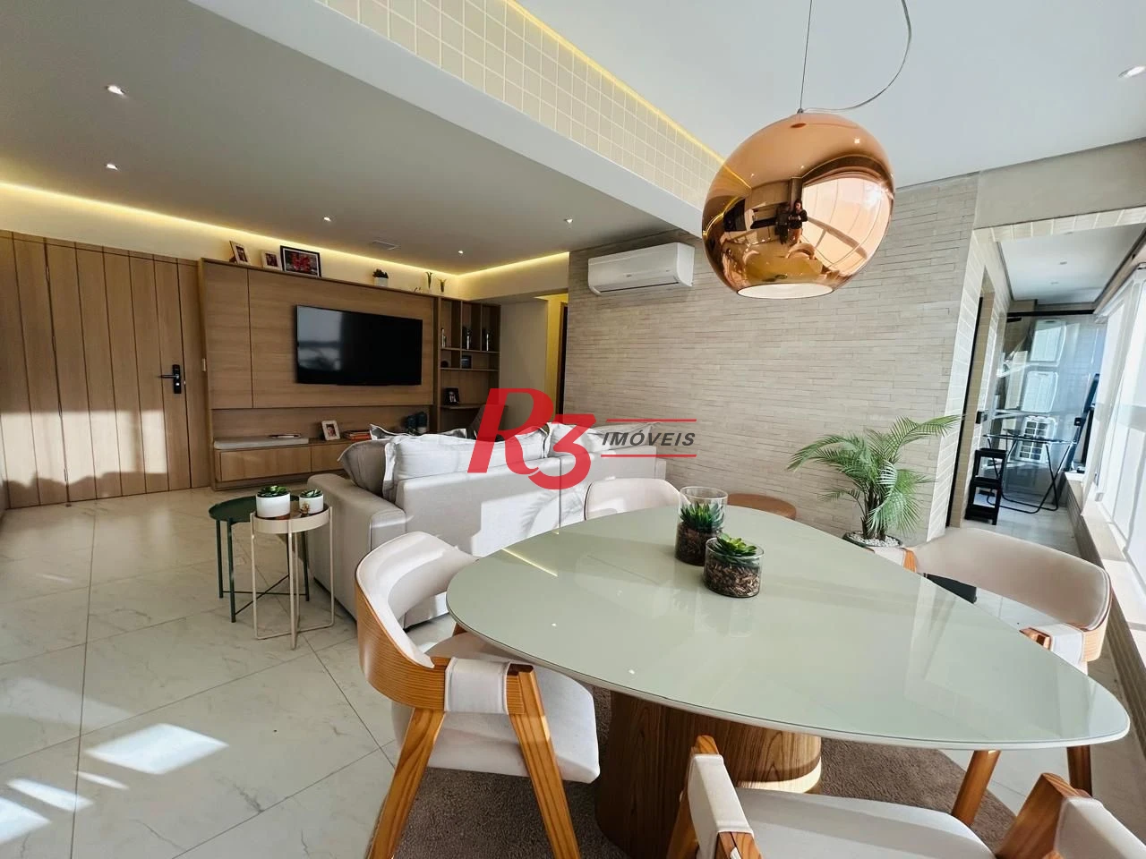 Apartamento com 2 dormitórios à venda, 65 m² por R$ 950.000,00 - Ponta da Praia - Santos/SP