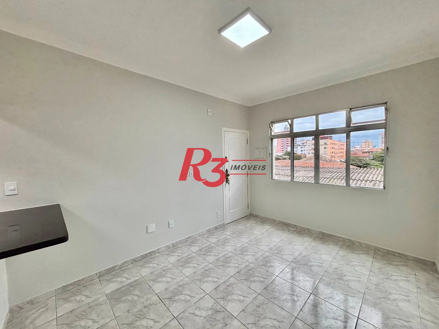 Apartamento com 2 dormitórios à venda, 54 m² por R$ 300.000,00 - Aparecida - Santos/SP