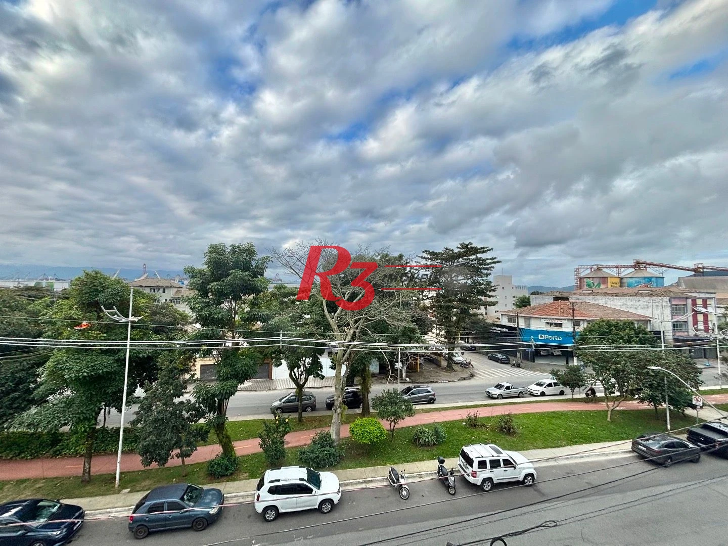 Apartamento com 2 dormitórios à venda, 54 m² por R$ 300.000,00 - Aparecida - Santos/SP