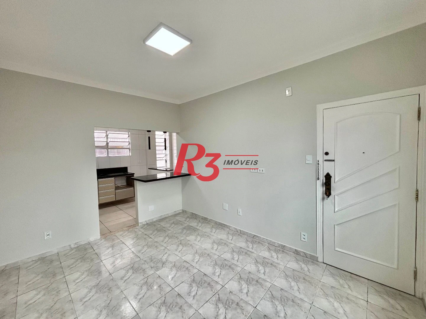 Apartamento com 2 dormitórios à venda, 54 m² por R$ 300.000,00 - Aparecida - Santos/SP