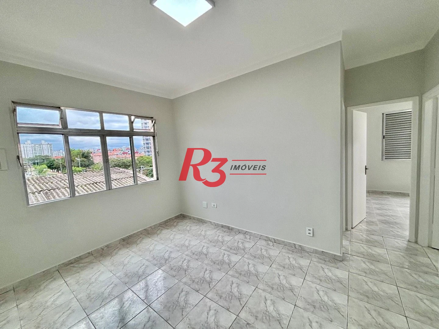 Apartamento com 2 dormitórios à venda, 54 m² por R$ 300.000,00 - Aparecida - Santos/SP