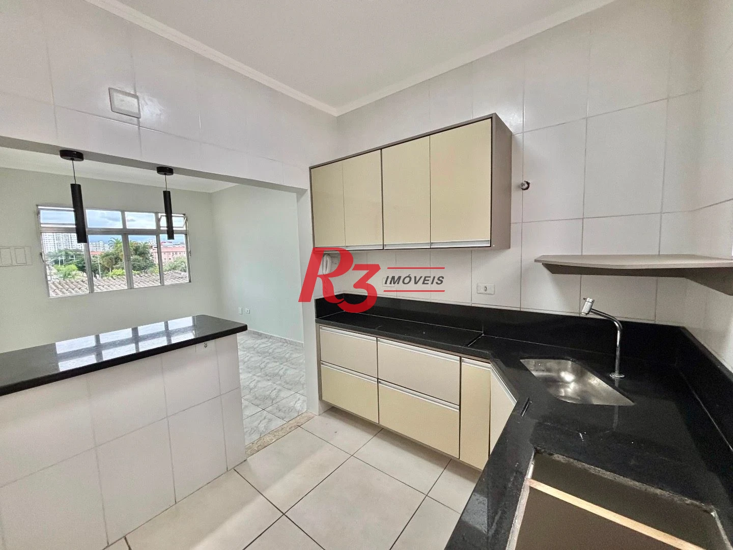 Apartamento com 2 dormitórios à venda, 54 m² por R$ 300.000,00 - Aparecida - Santos/SP