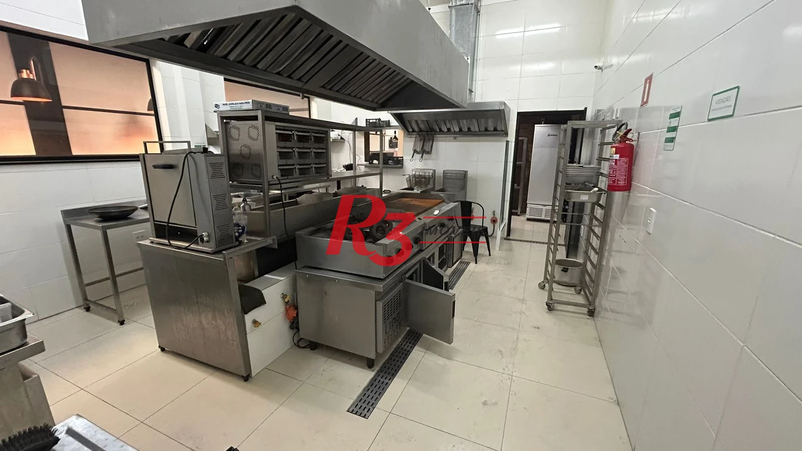 Loja para alugar, 360 m² por R$ 20.000,00/mês - Centro - São Vicente/SP