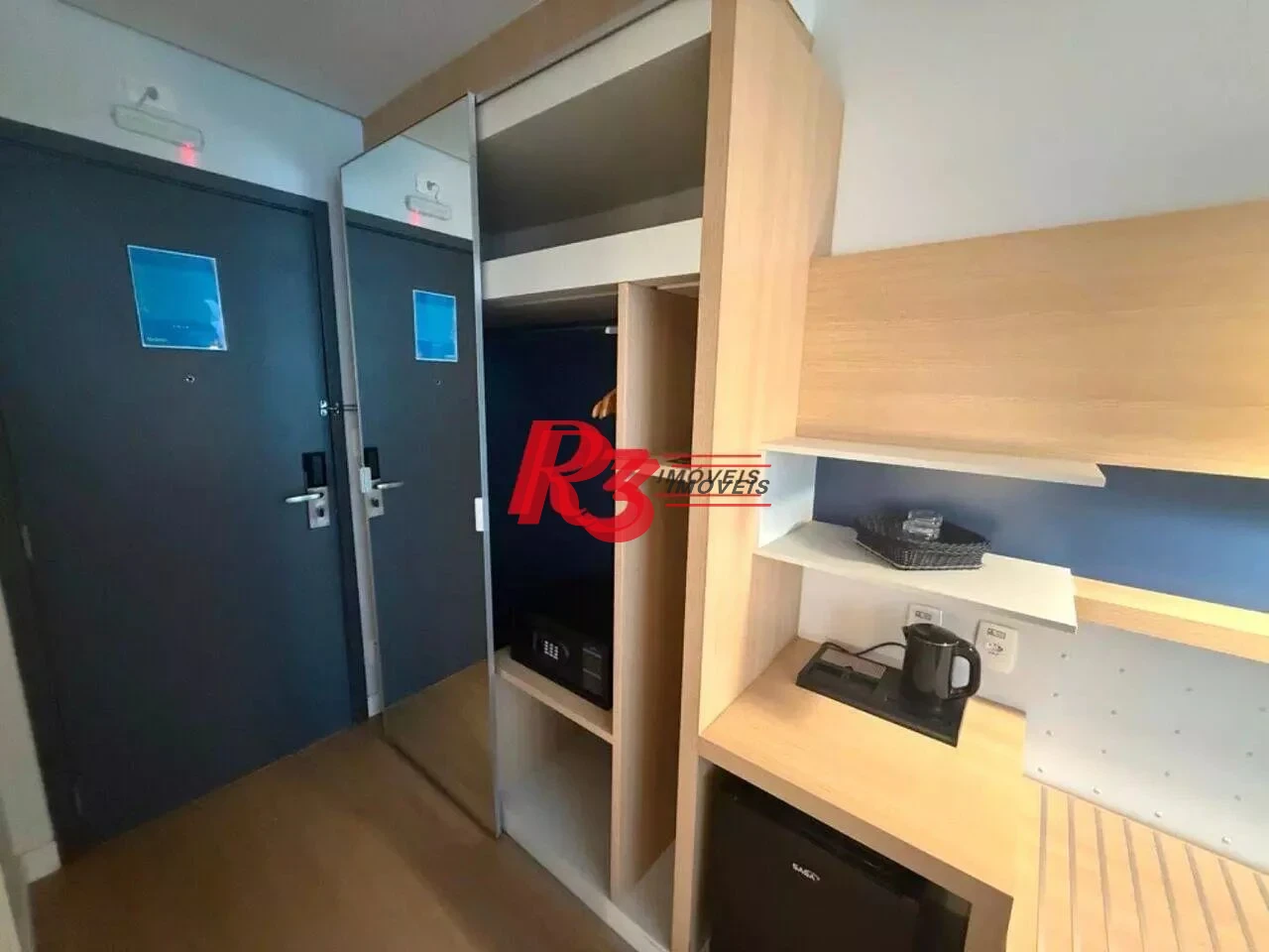 Flat com 1 dormitório à venda, 25 m² por R$ 350.000,00 - Gonzaga - Santos/SP