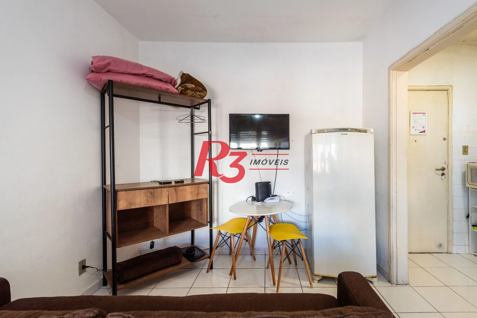 Kitnet com 1 dormitório para alugar, 31 m² por R$ 3.000,00/mês - Embaré - Santos/SP