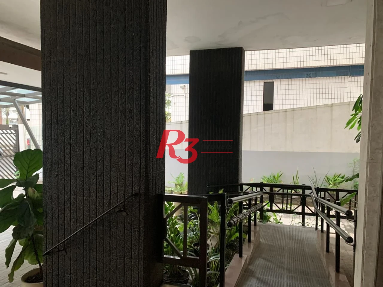 Apartamento com 3 dormitórios à venda, 257 m² por R$ 1.200.000,00 - Gonzaga - Santos/SP