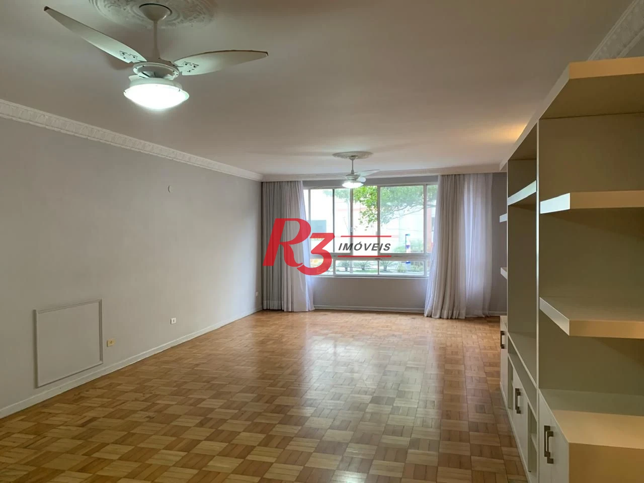 Apartamento com 3 dormitórios à venda, 257 m² por R$ 1.200.000,00 - Gonzaga - Santos/SP