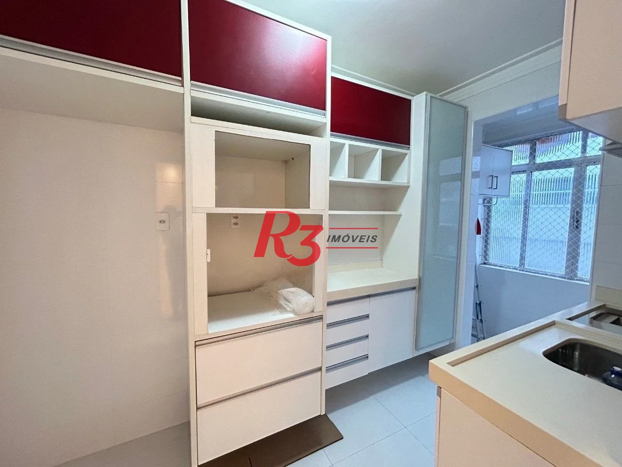 Apartamento com 2 dormitórios à venda, 61 m² por R$ 410.000,00 - Aparecida - Santos/SP
