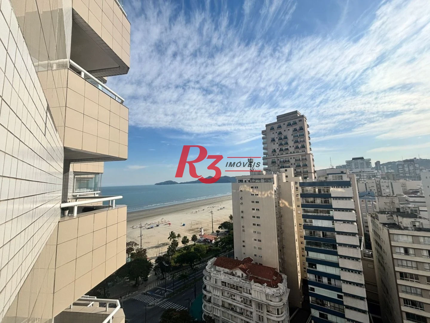 Flat frente Mar com 2 dormitórios à venda, 56 m² por R$ 585.000 - Boqueirão - Santos/SP