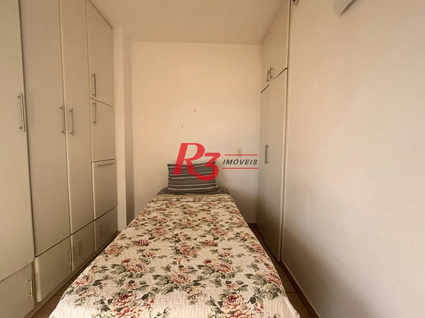 Flat frente Mar com 2 dormitórios à venda, 56 m² por R$ 585.000 - Boqueirão - Santos/SP