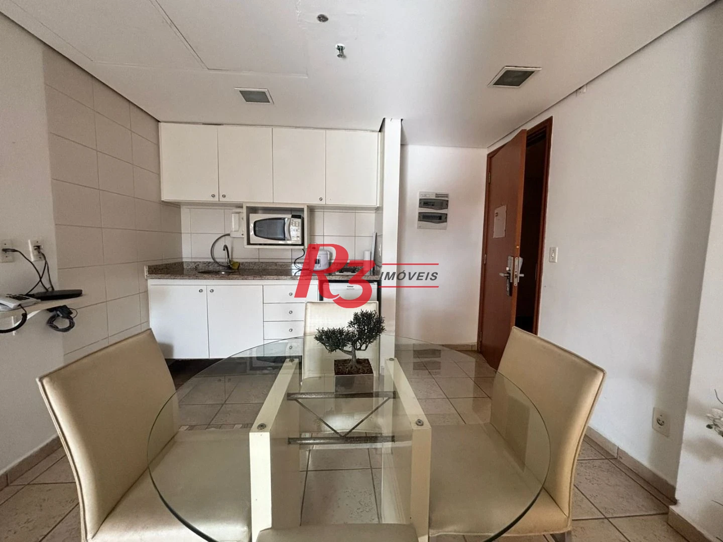 Flat frente Mar com 2 dormitórios à venda, 56 m² por R$ 585.000 - Boqueirão - Santos/SP