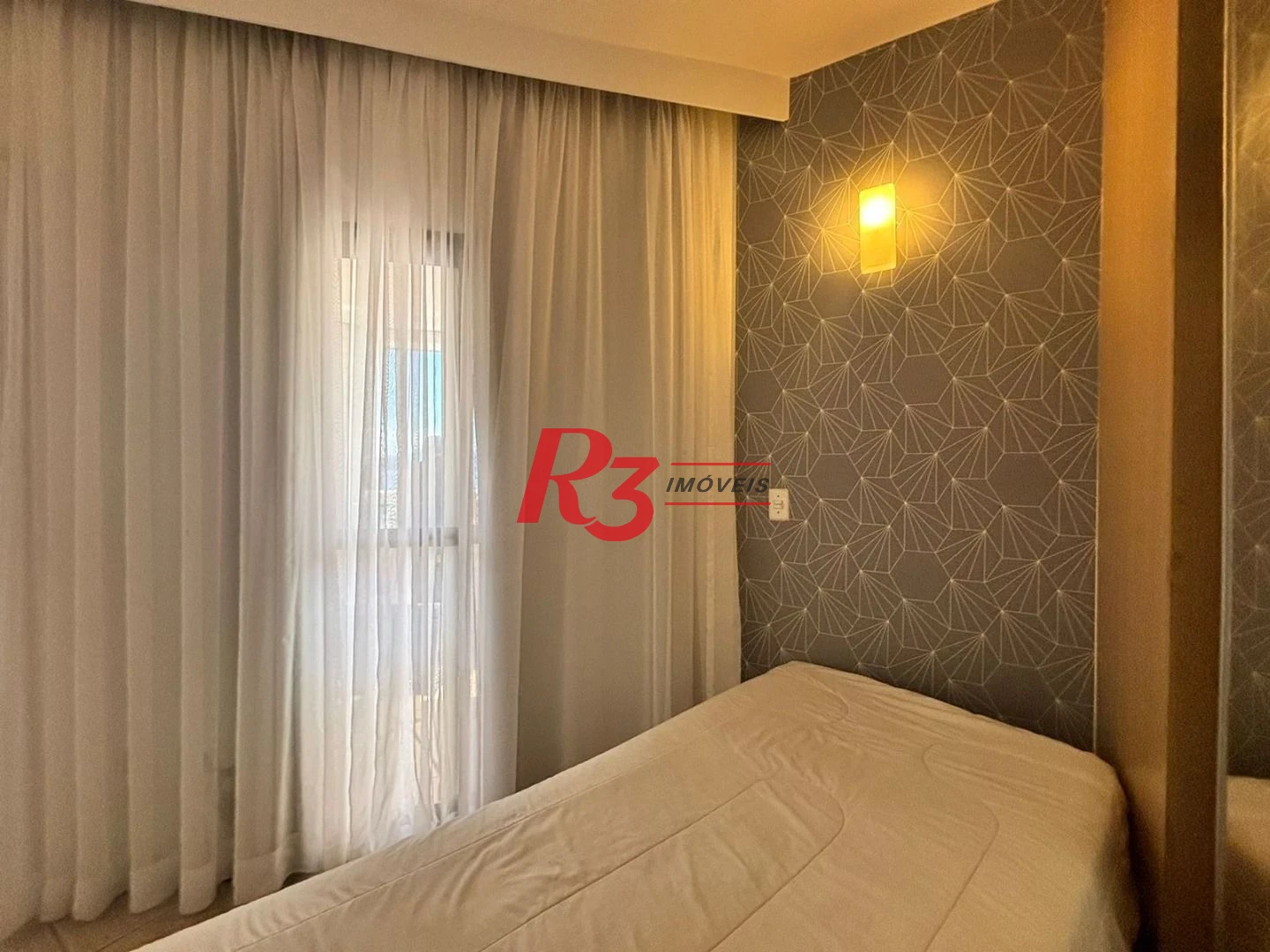 Flat frente Mar com 2 dormitórios à venda, 56 m² por R$ 585.000 - Boqueirão - Santos/SP