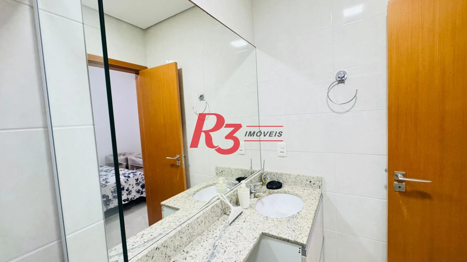 Apartamento com 1 dormitório à venda, 72 m² por R$ 615.000,00 - Boqueirão - Santos/SP